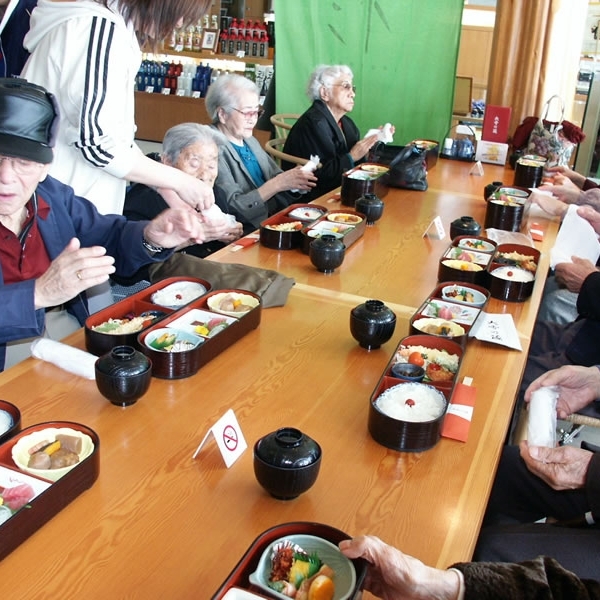 お食事会